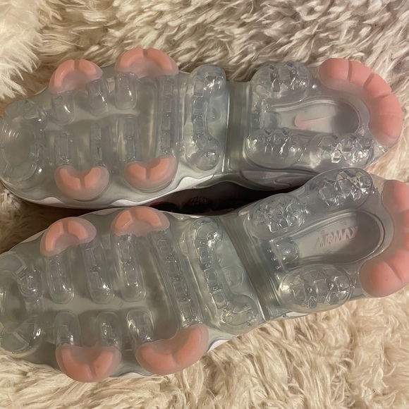 Nike Air VaporMax Plus Sneaker - Picture 2 of 7